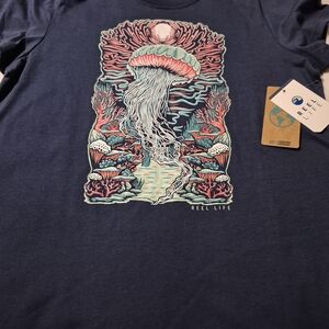 NWT Large Reel Life Sporty Beach Navy Graphic Short Sleeve T-Shirt